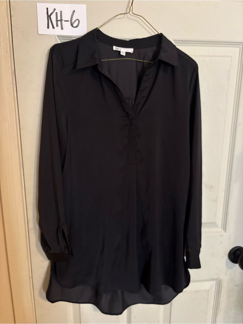 DR2 Black Collared Tunic Top
